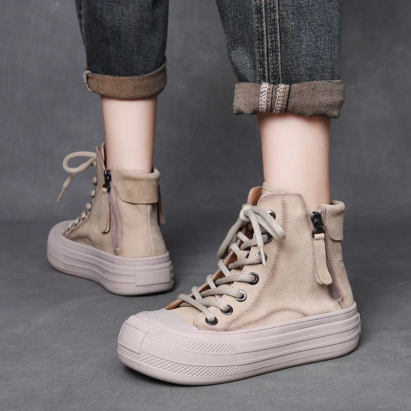 Yyvonne Cowhick Retro Short Boots Women 2025 Autumn And Winter New Thick Bottoms With High-Top Shoes Round Head With Leather Boots