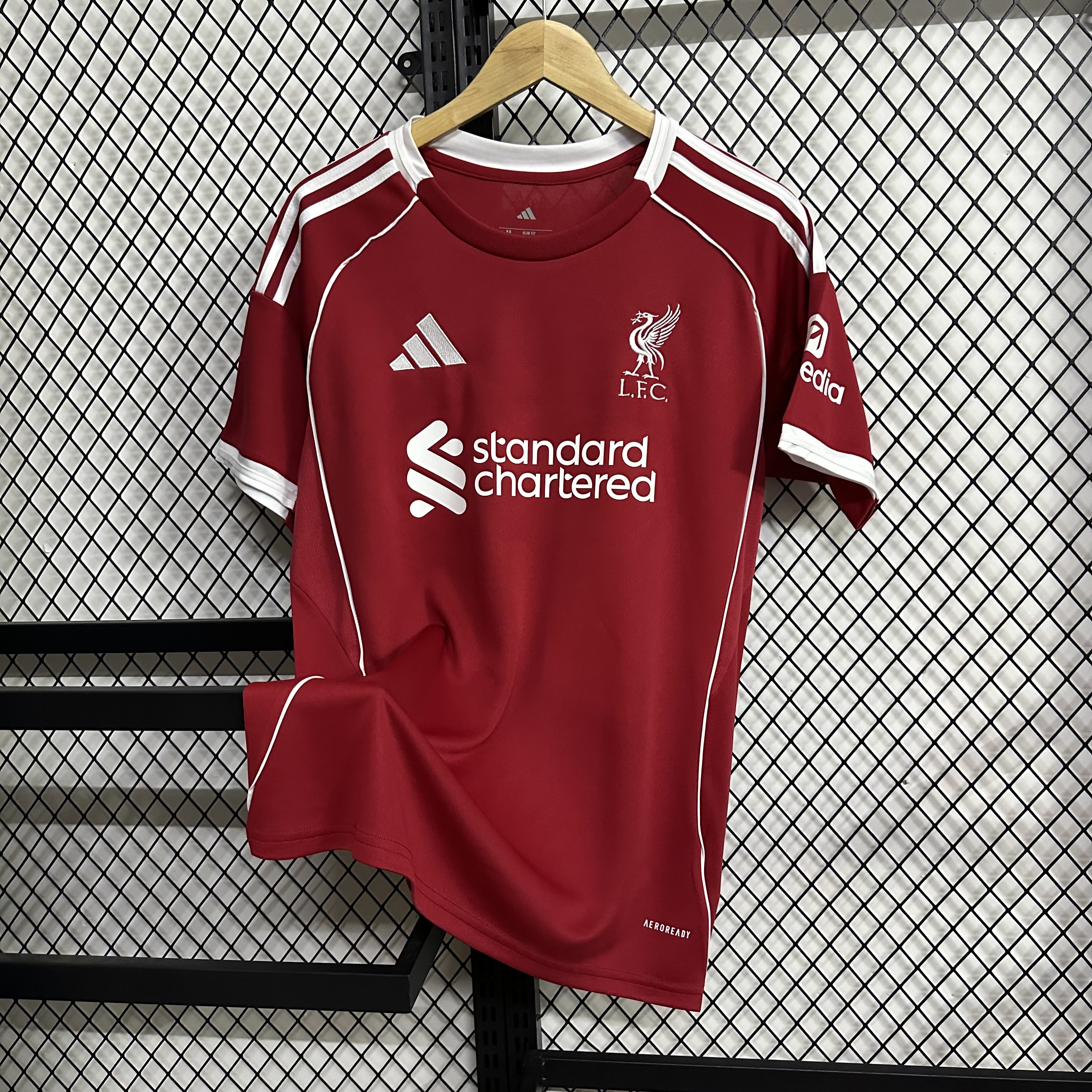 PRESALE-2025/26-H-LIV-B00564