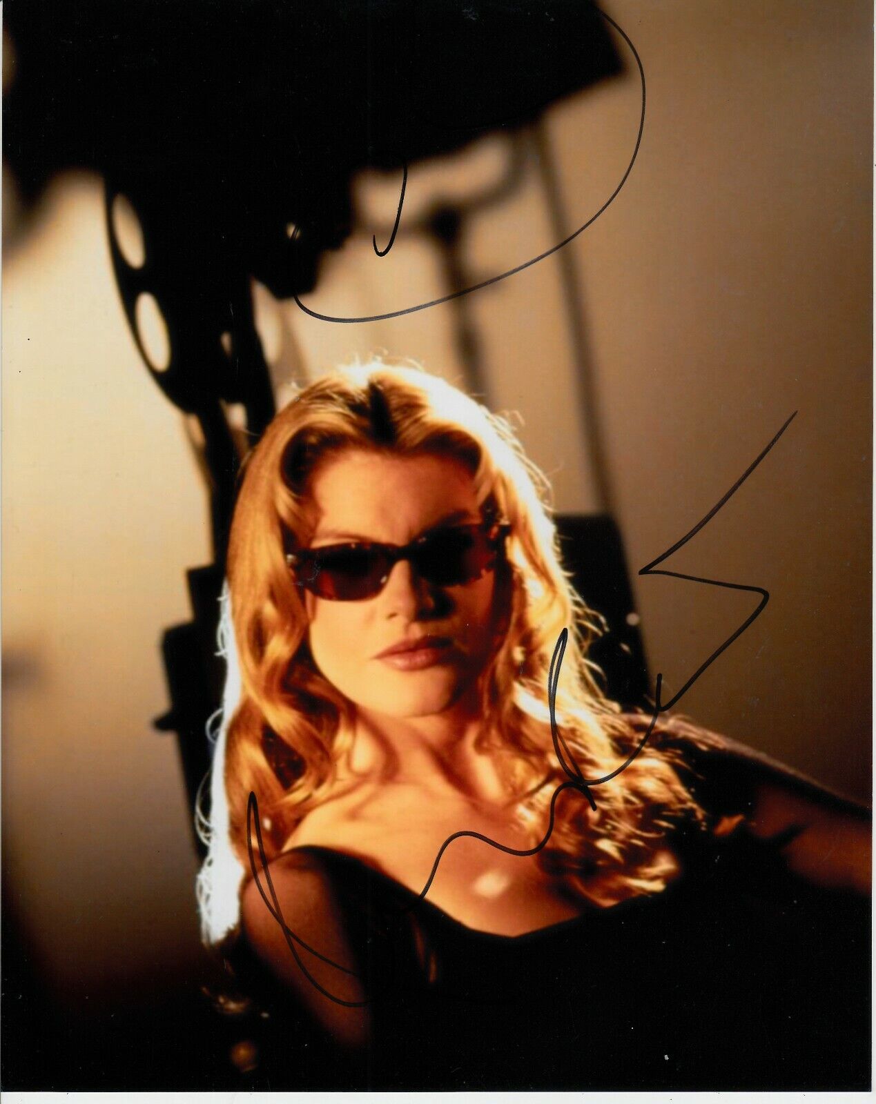 RENE RUSSO SIGNED SEXY GET SHORTY Photo Poster painting UACC REG 242