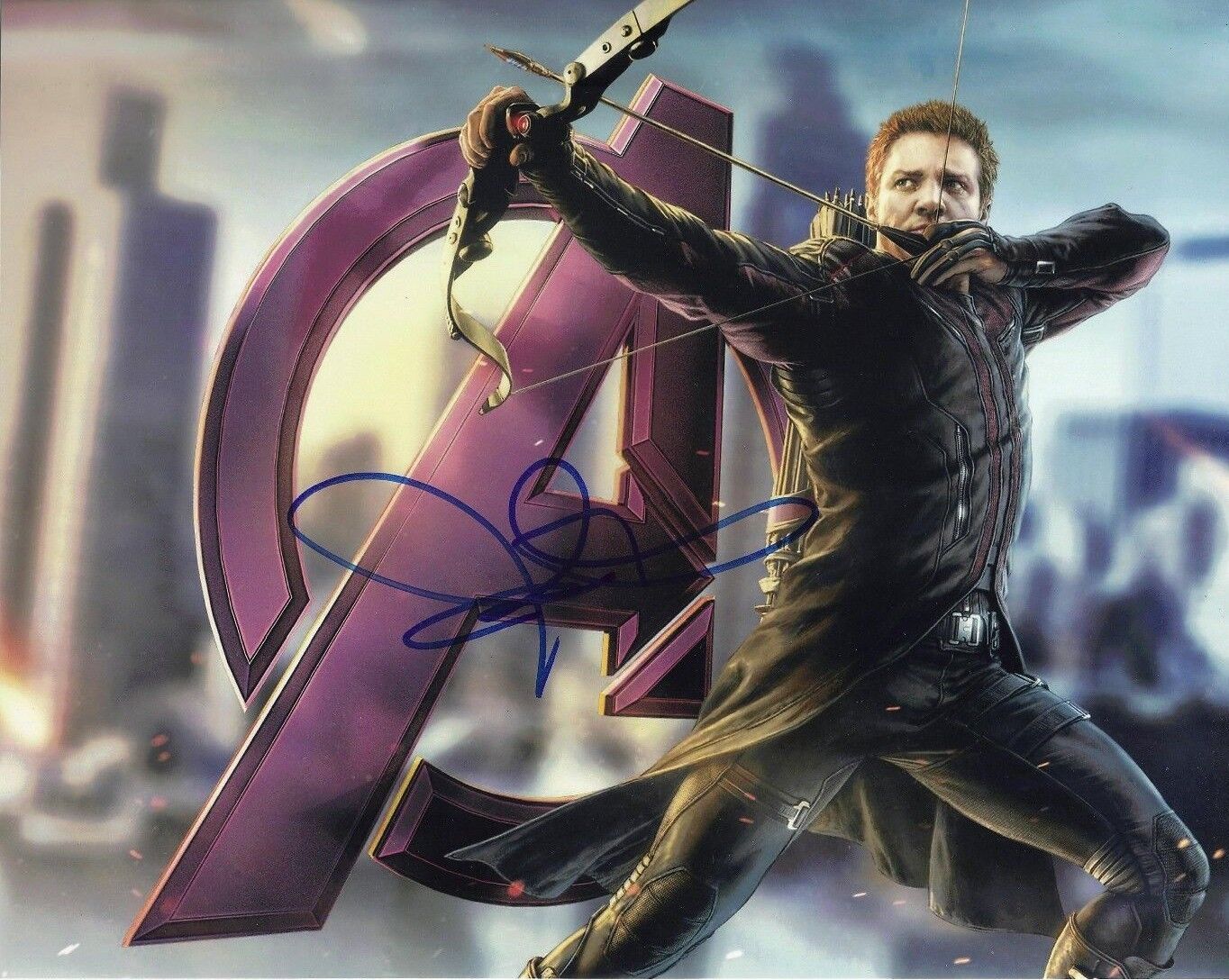 Jeremy Renner Signed 10X8 Photo Poster painting The Avengers: Age of Ultron AFTAL COA (5389)