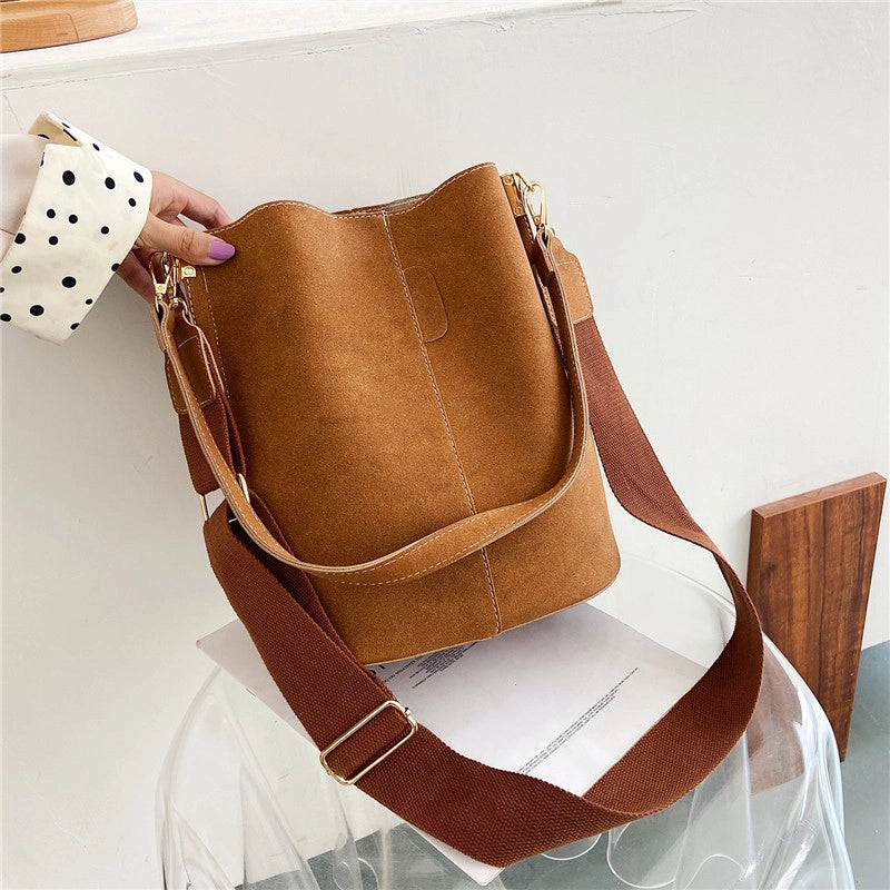 Women's Pu Leather Solid Color Vintage Style Classic Style Bucket String Buckle Bucket Bag2