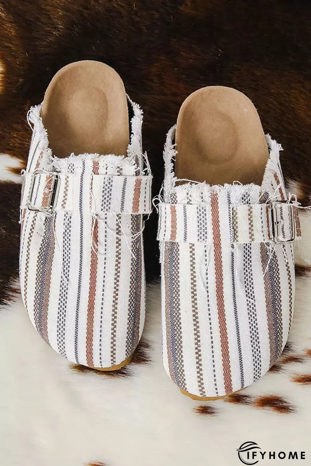 White Striped Slip-on Canvas Slippers | IFYHOME