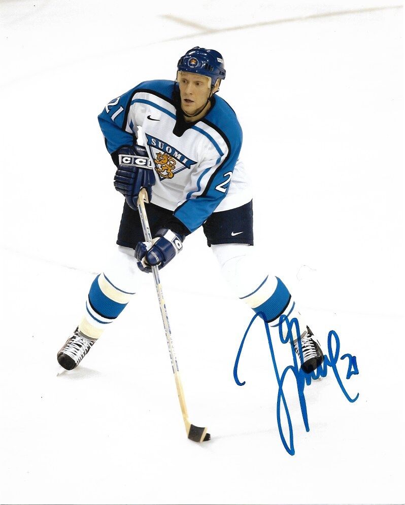 Team Finland Jyrkki Lumme Signed Autographed 8x10 NHL Photo Poster painting COA B