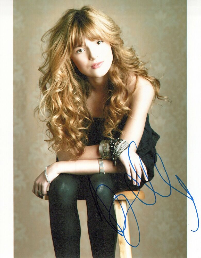 Bella Thorne glamour shot autographed Photo Poster painting signed 8x10 #34