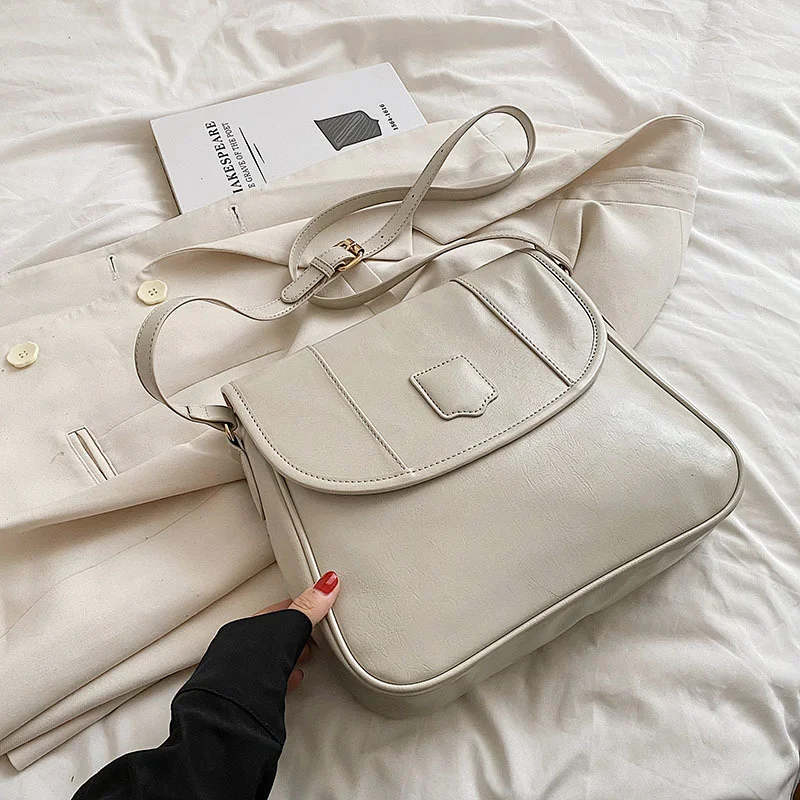 2024 New Niche Fashion Retro Large-capacity Briefcase