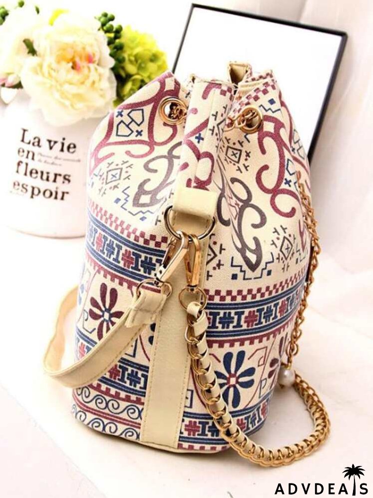 Geo Graphic Drawstring Bucket Bag