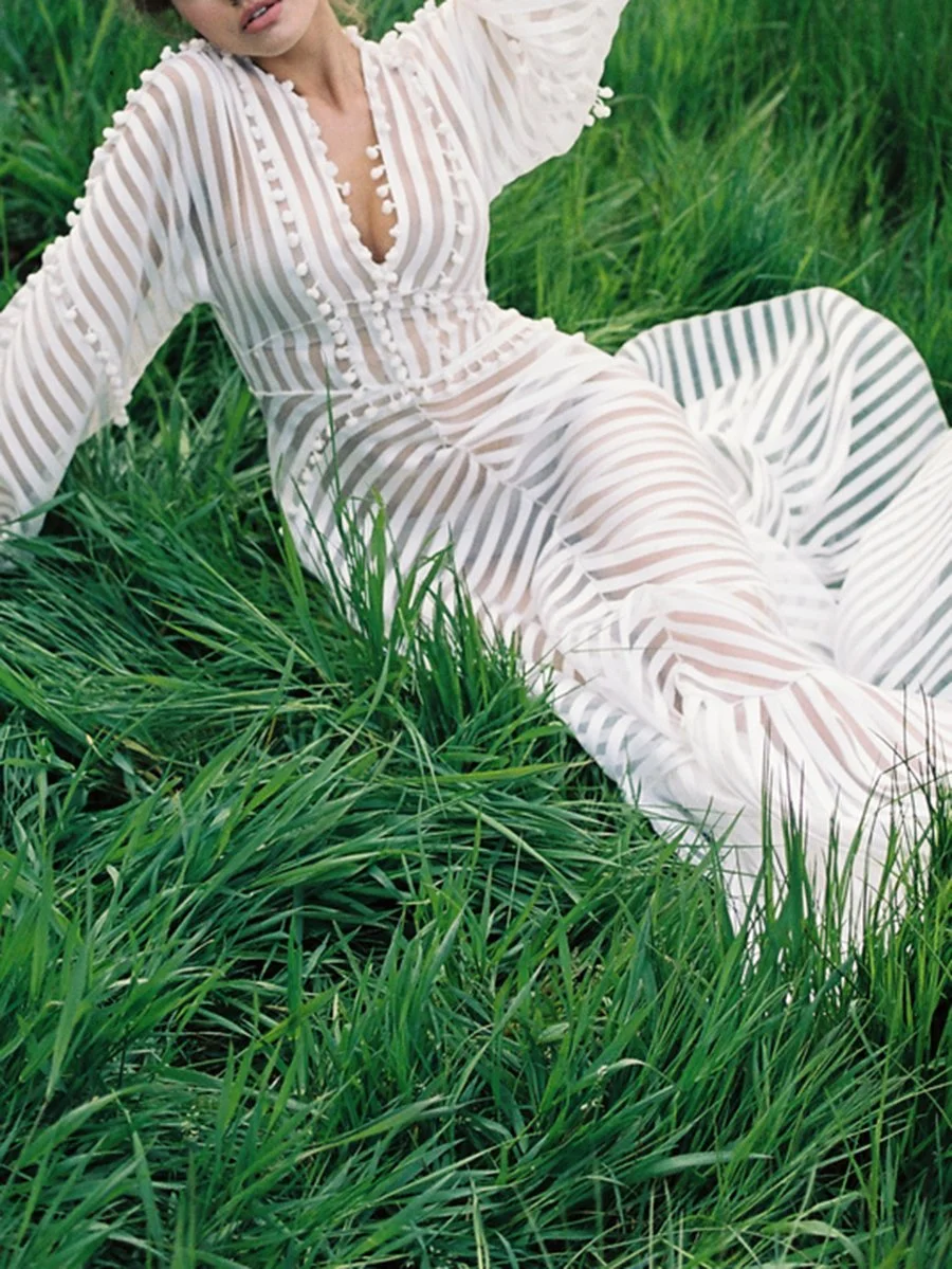 Elegant V-Neck Balloon Sleeve Striped Dress