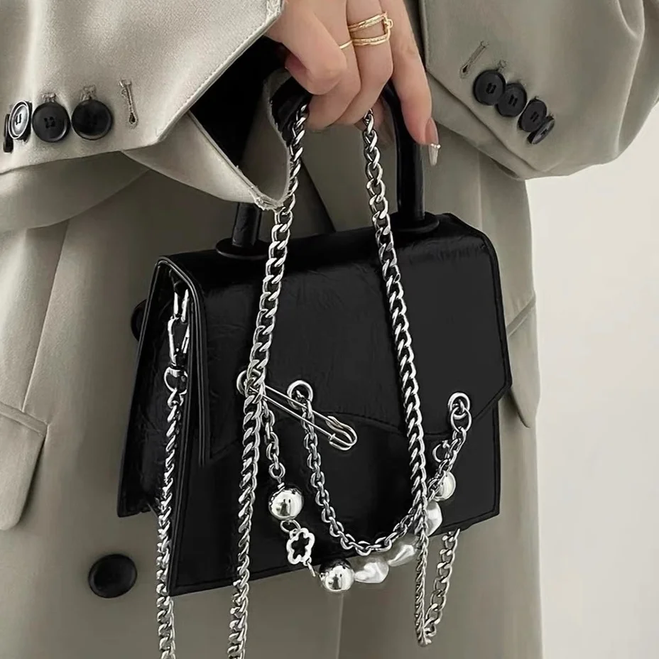 Danccia "Pin"  CROSSBODY BAG
