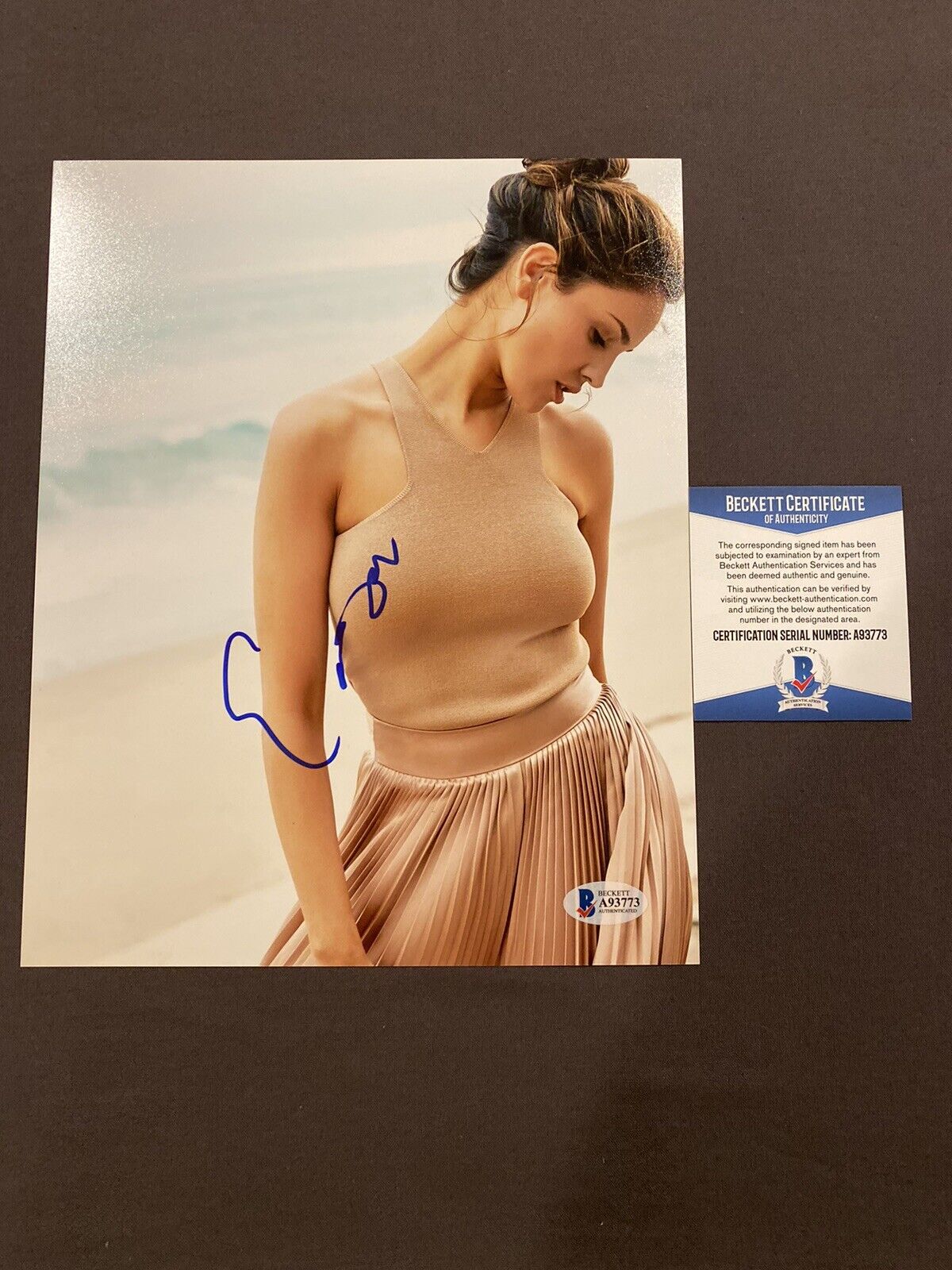 BECKETT COA! EIZA GONZALEZ Signed Autographed 8x10 Photo Poster painting Hot Sexy Actress