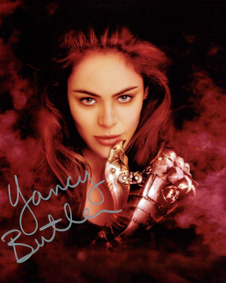 Yancy Butler signed authentic 8x10 Photo Poster painting COA