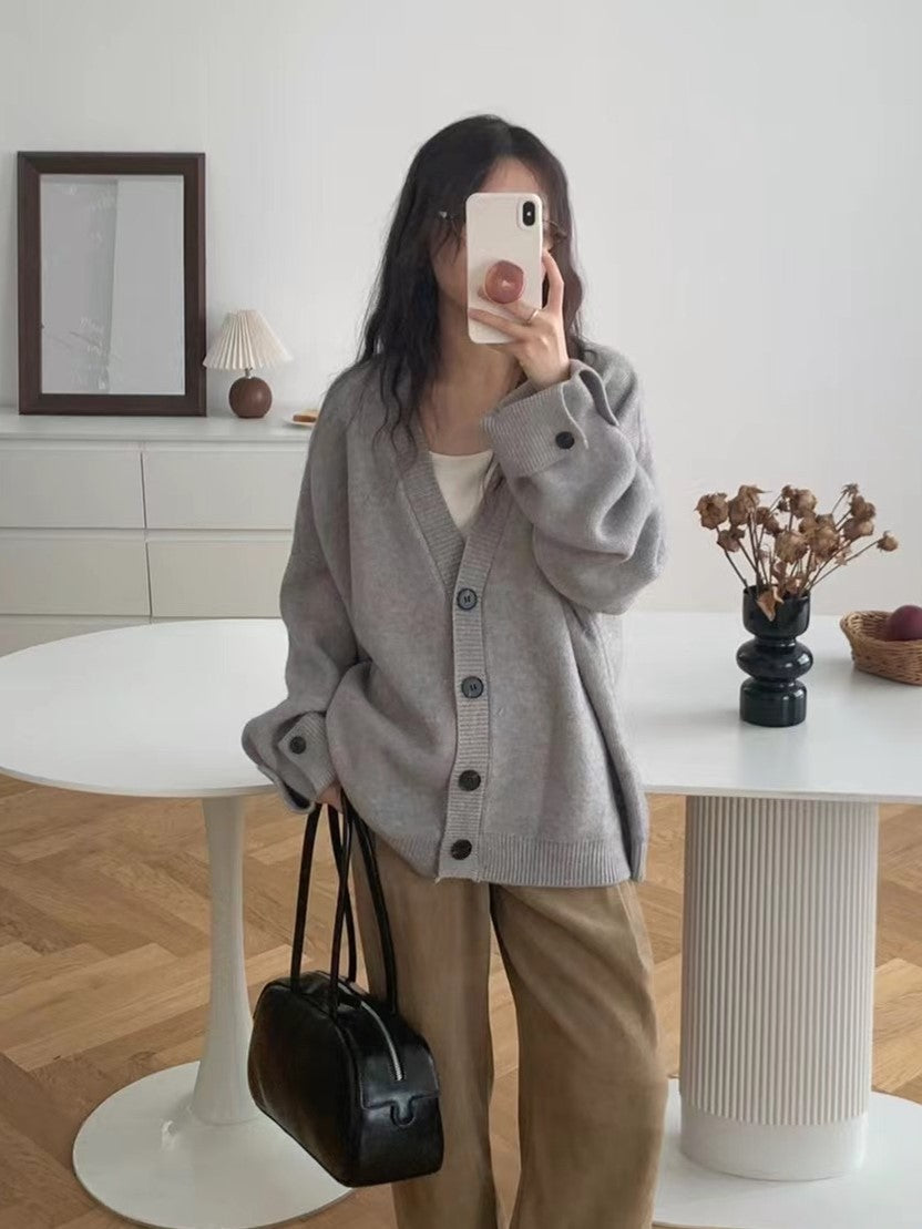 Aiertu joker costume female outfit Lazy Style V-neck Soft Glutinous Sweater Coat Women's Autumn and Winter Loose Large Casual Knitted Cardigan Top aiertu