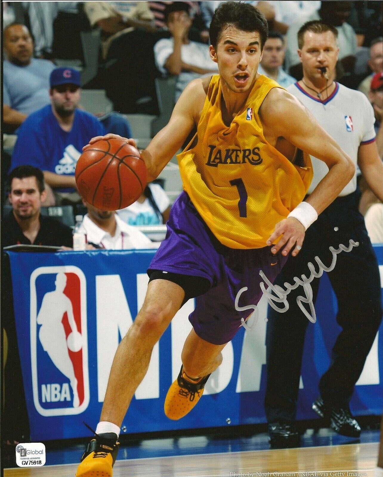 Sasha Vujacic Vuja?i? Signed Lakers Basketball 8x10 Photo Poster painting COA Picture Autograph