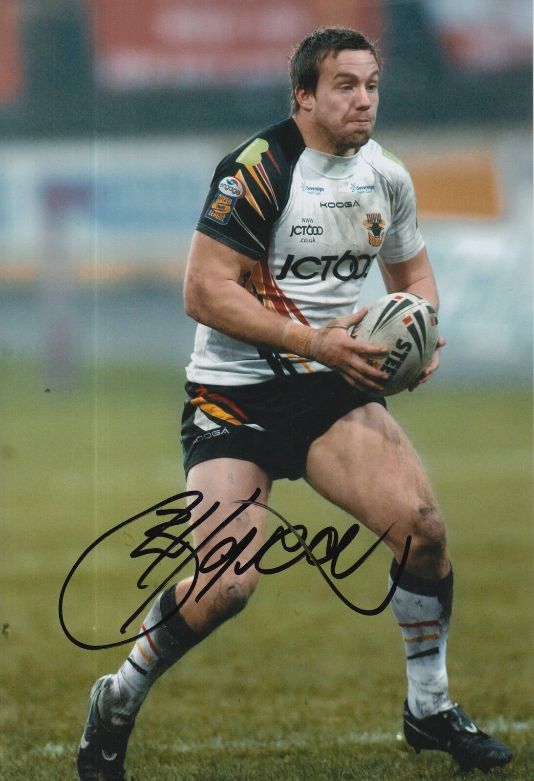 BRADFORD BULLS HAND SIGNED BRYN HARGREAVES 12X8 Photo Poster painting.