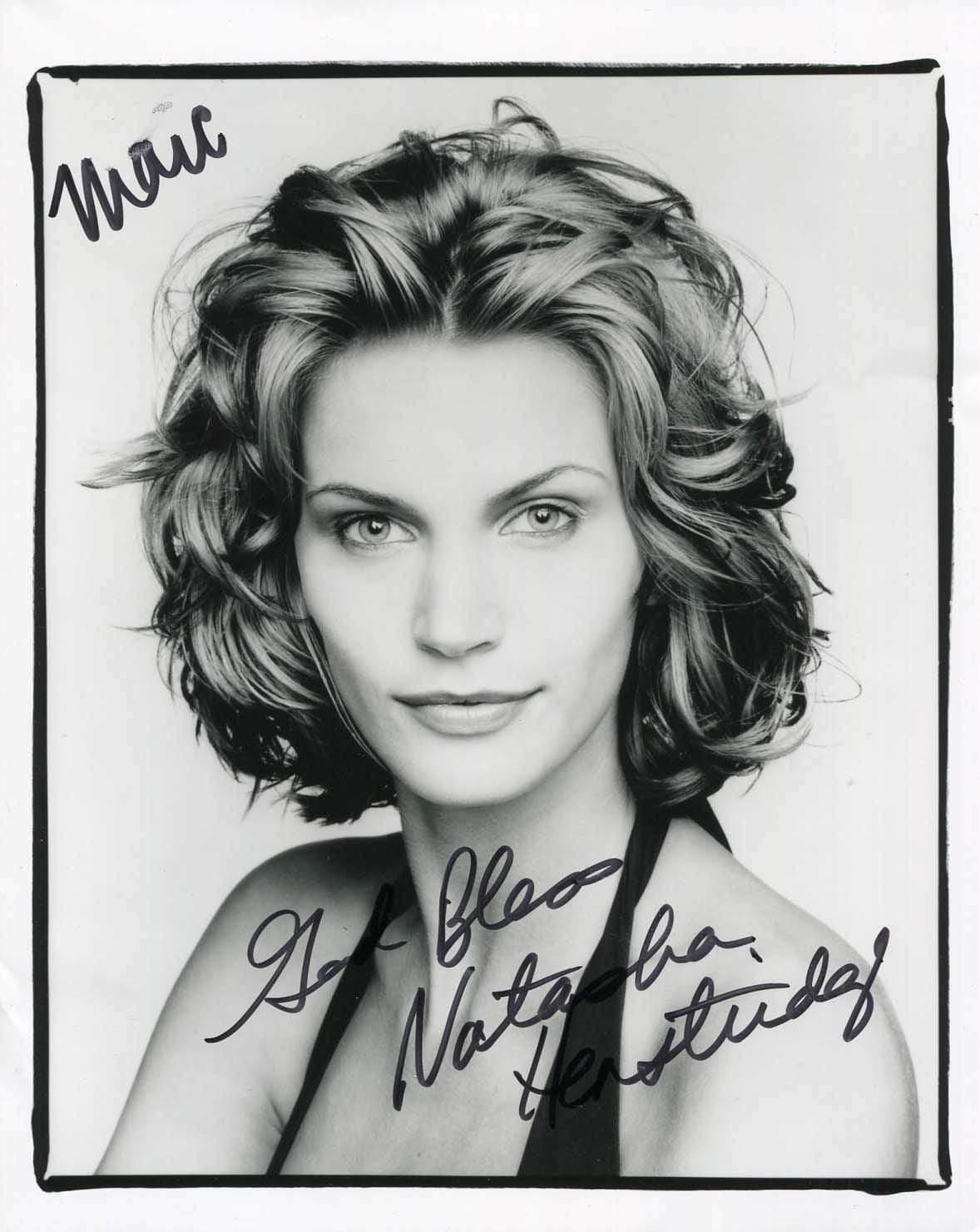 Natasha Henstridge ACTRESS autograph, signed Photo Poster painting