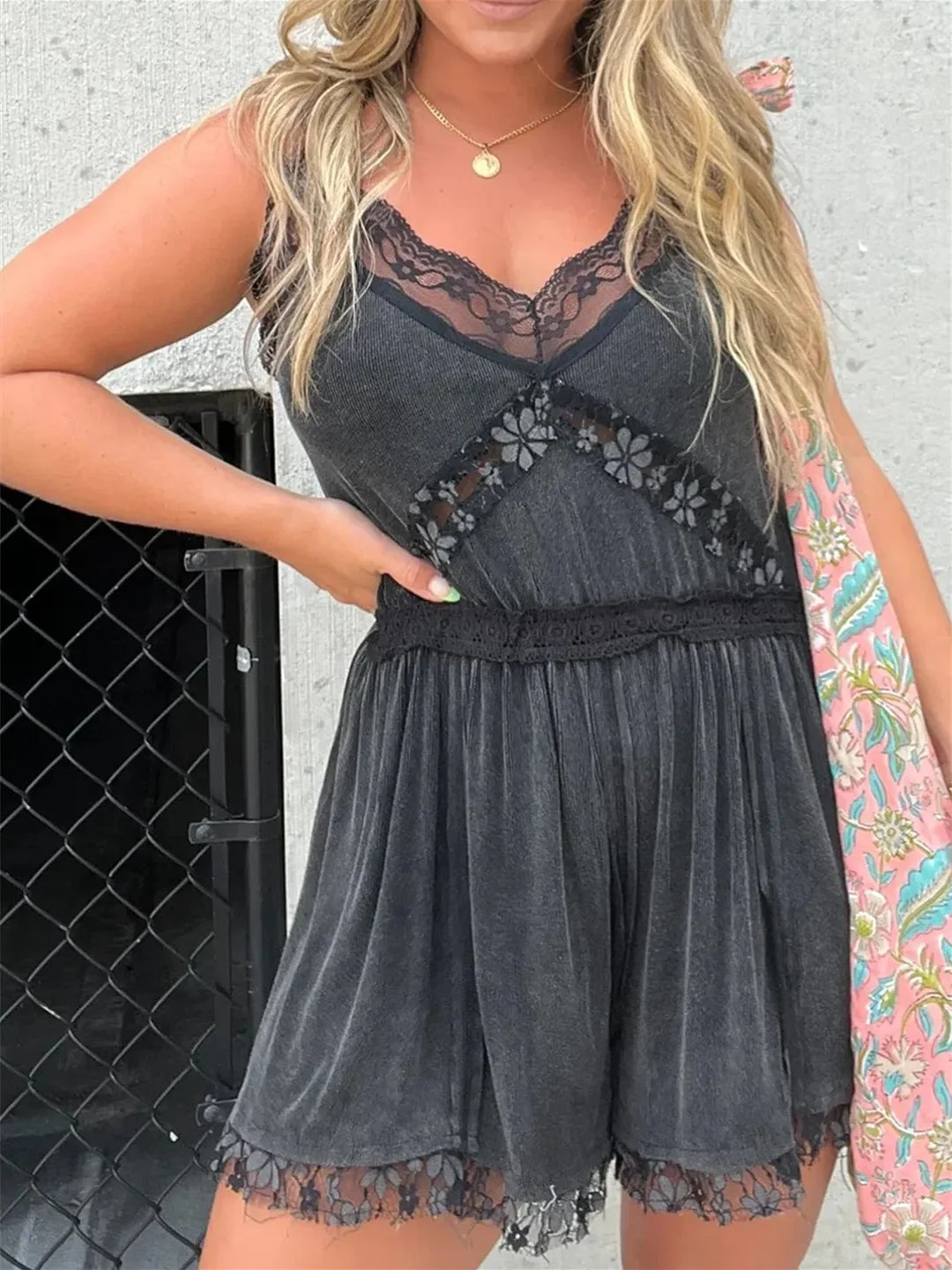 Women's Sleeveless V-neck Solid Color Lace Jumpsuit