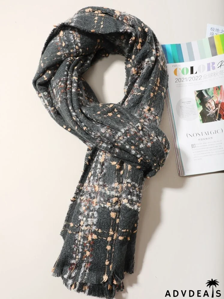 Plaid Pattern Scarf