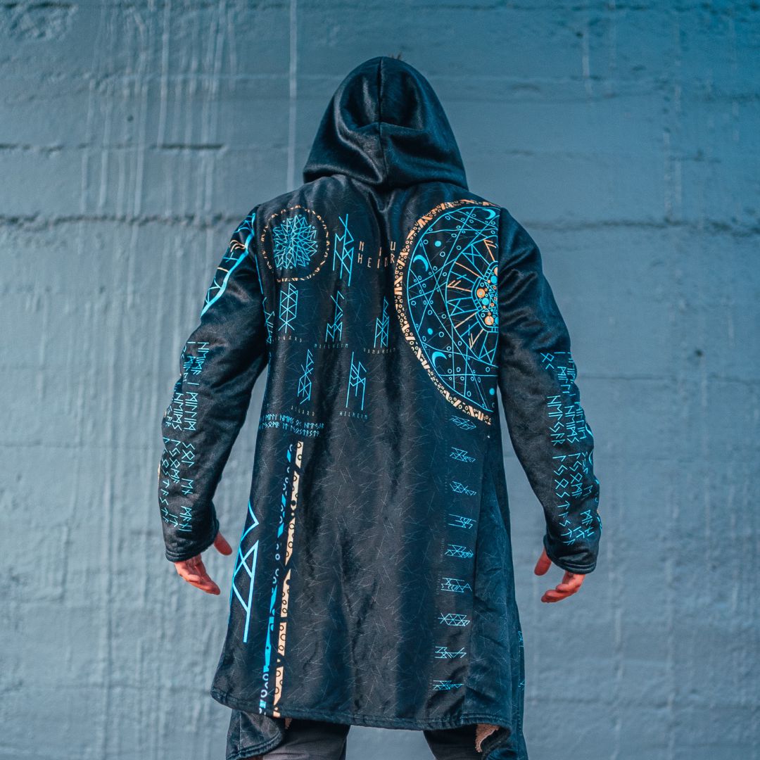 Nine Worlds Cloak - Night Edition / Rvogue / Rvogue