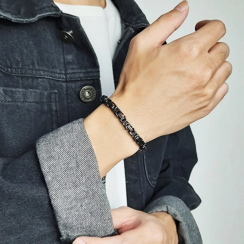 Basic Punk Solid Color 304 Stainless Steel 18K Gold Plated Men’s Bracelets