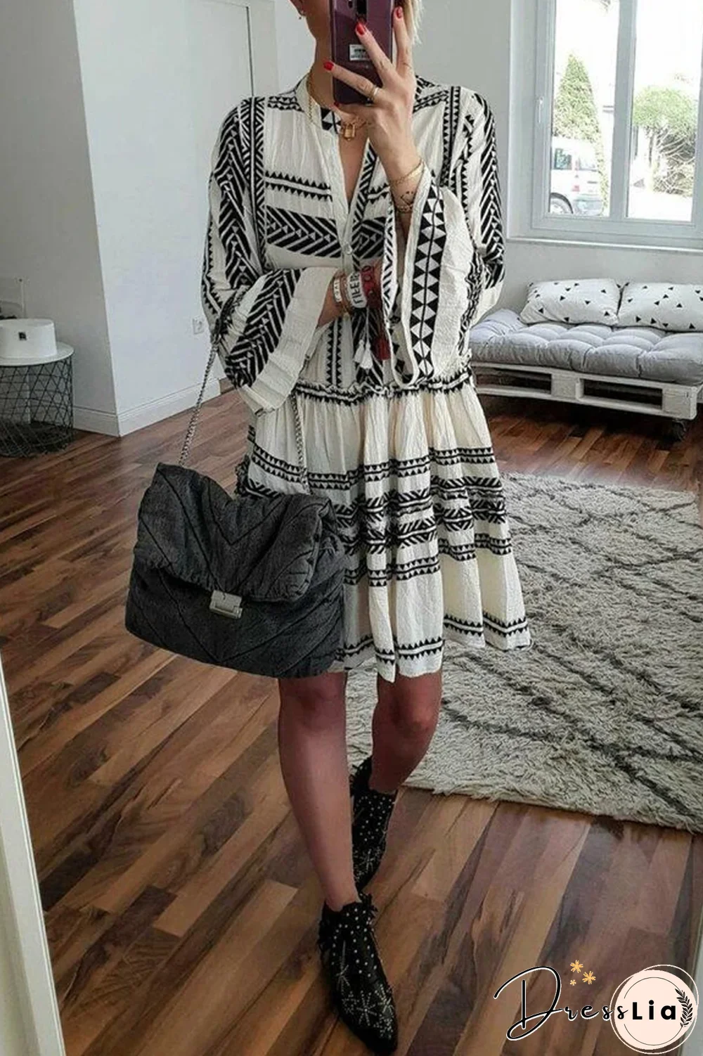 KarliDress Geometric Printed V-neck Mini Dress P12557