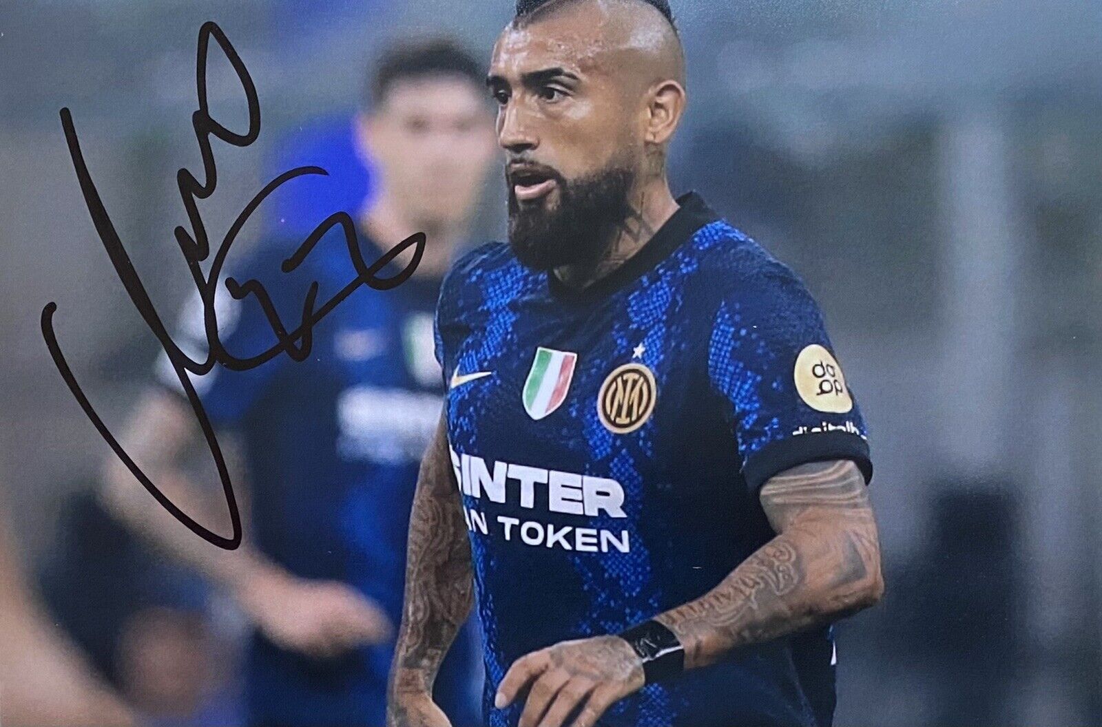 Arturo Vidal Genuine Hand Signed Inter Milan 6X4 Photo Poster painting, See Proof