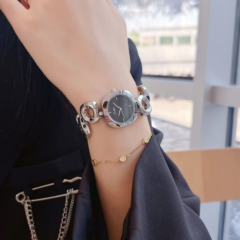Vintage Style Classic Style Geometric Jewelry Buckle Quartz Watch Women’s Watches