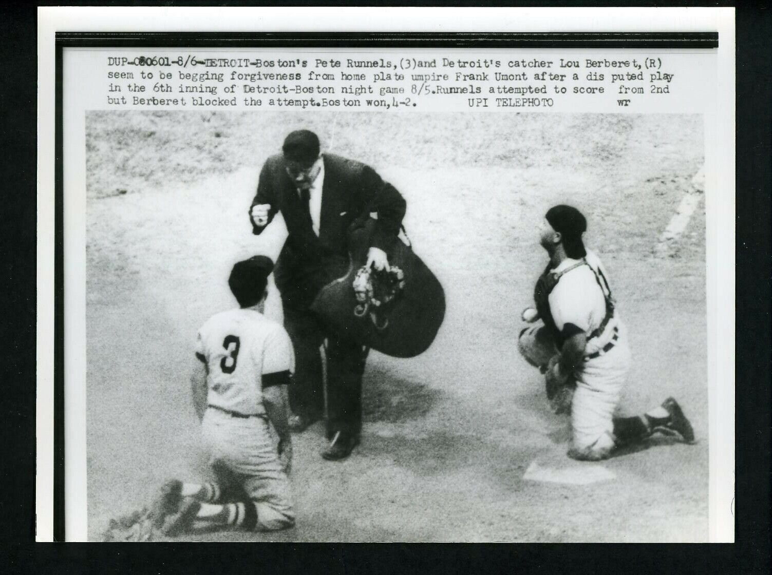 Lou Berberet Pete Runnels Frank Umont 1960 Press Photo Poster painting Detroit Tigers Red Sox