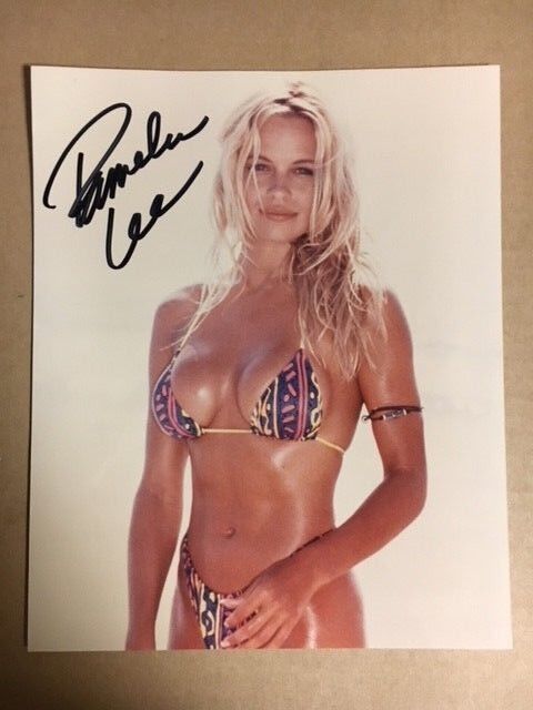 Pamela Lee Boldly Signed 8x10 Photo Poster painting Bikini Beauty!