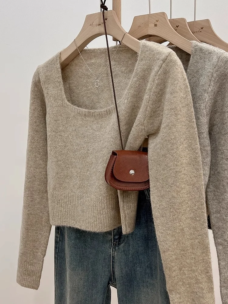 Brownm Brownm Soft Collar Knitted Knitted Women's Autumn Winter New Temperament Jacket Sweater Inside The Bottom Shirt Top