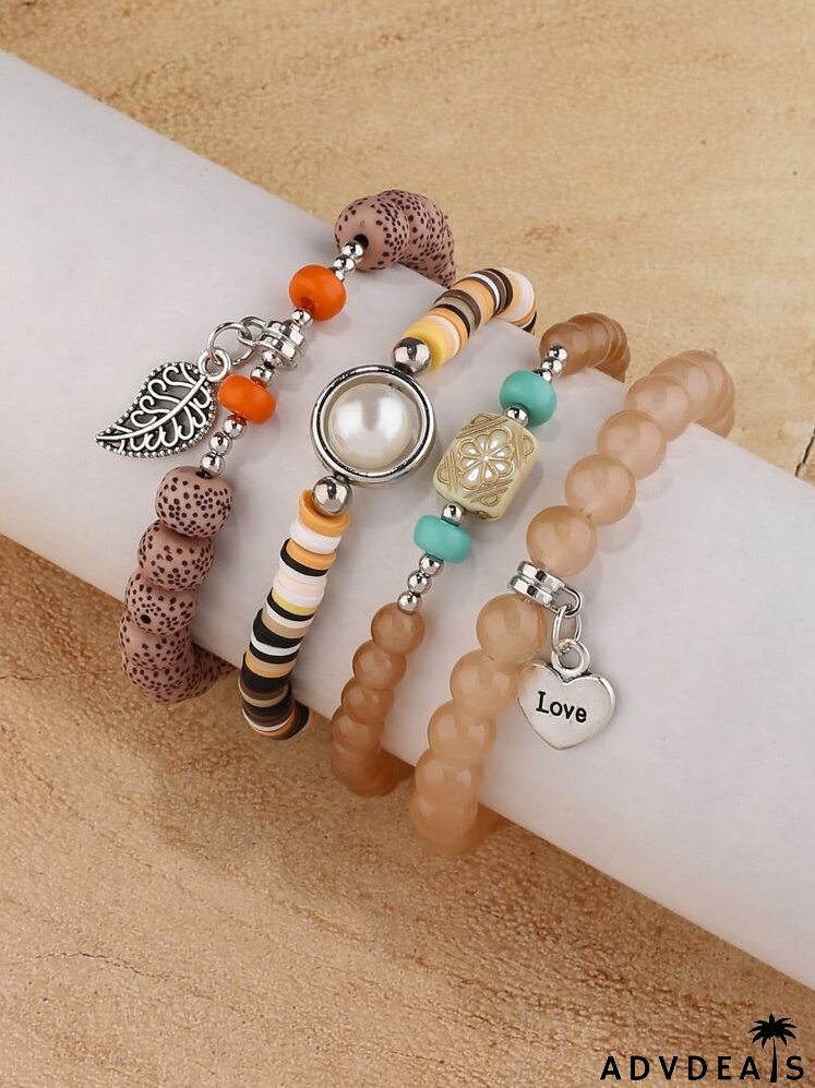 4pcs Letter Detail Heart Charm Beaded Bracelet