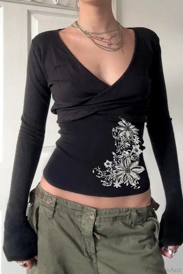 Vintage Floral Print V-Neck Black Slim Long Sleeve Tee
