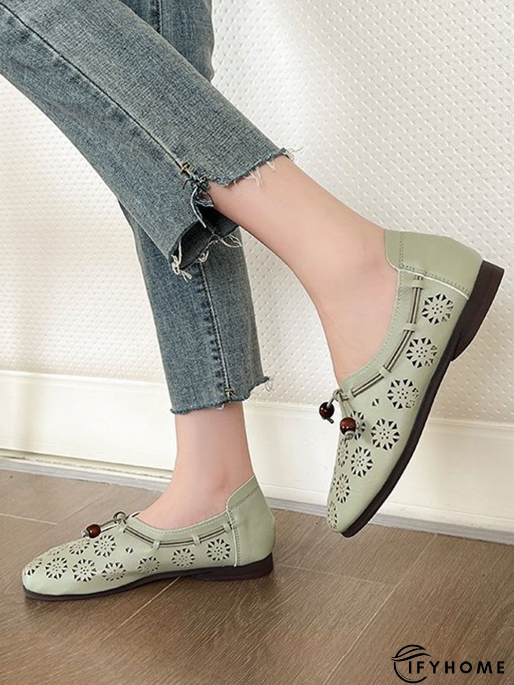 Hollow Out Beading Knot Decor Flats Shoes | IFYHOME