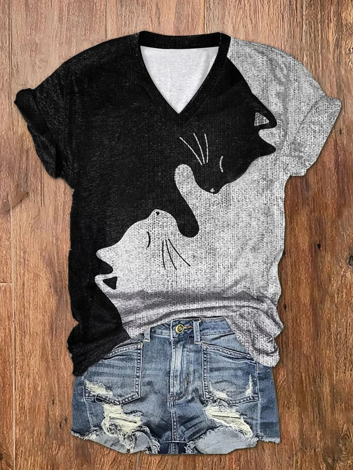Women's Black And White Cats Print T-Shirt