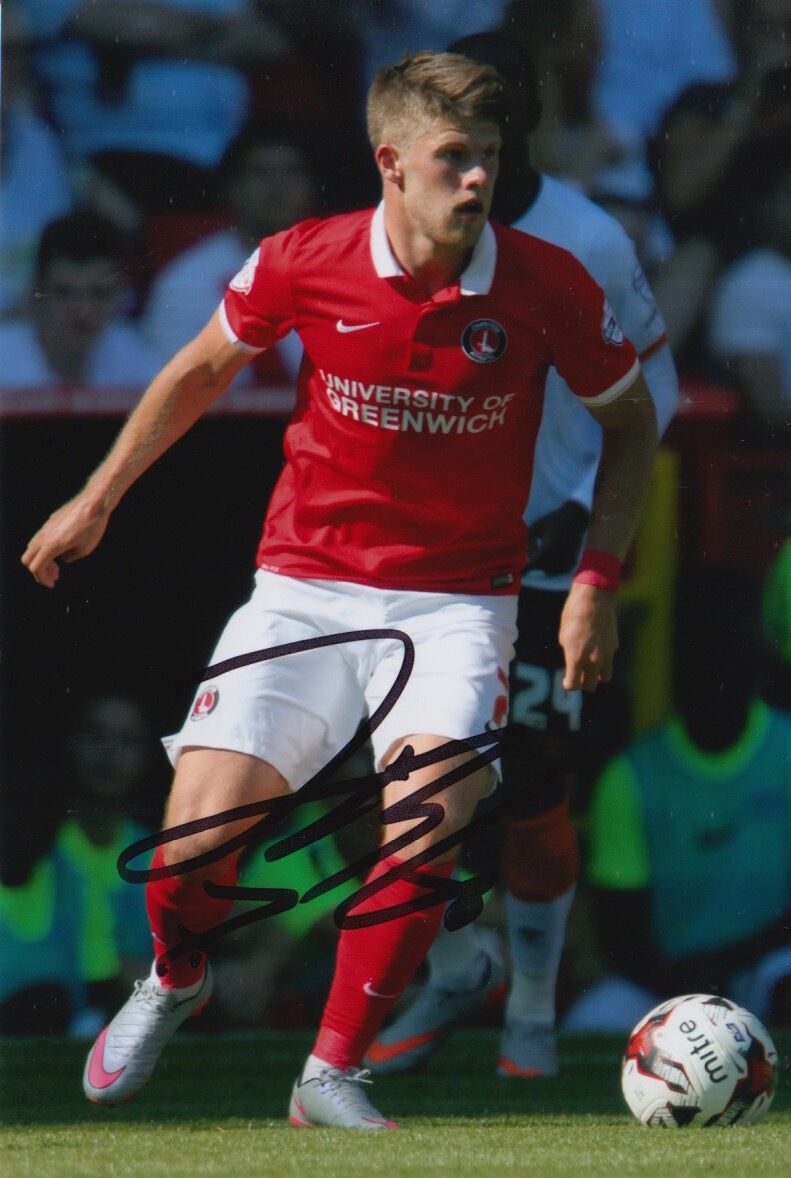 CHARLTON ATHLETIC HAND SIGNED JOHANN GUDMUNDSSON 6X4 Photo Poster painting.