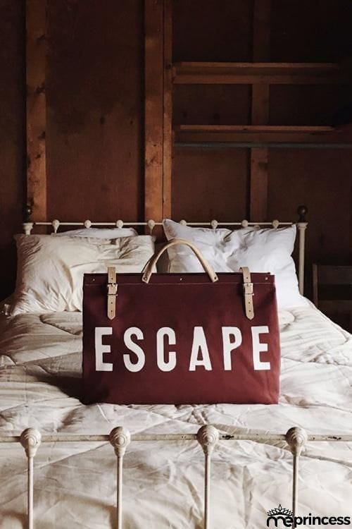 Letter Leather Buckle Travel Bag