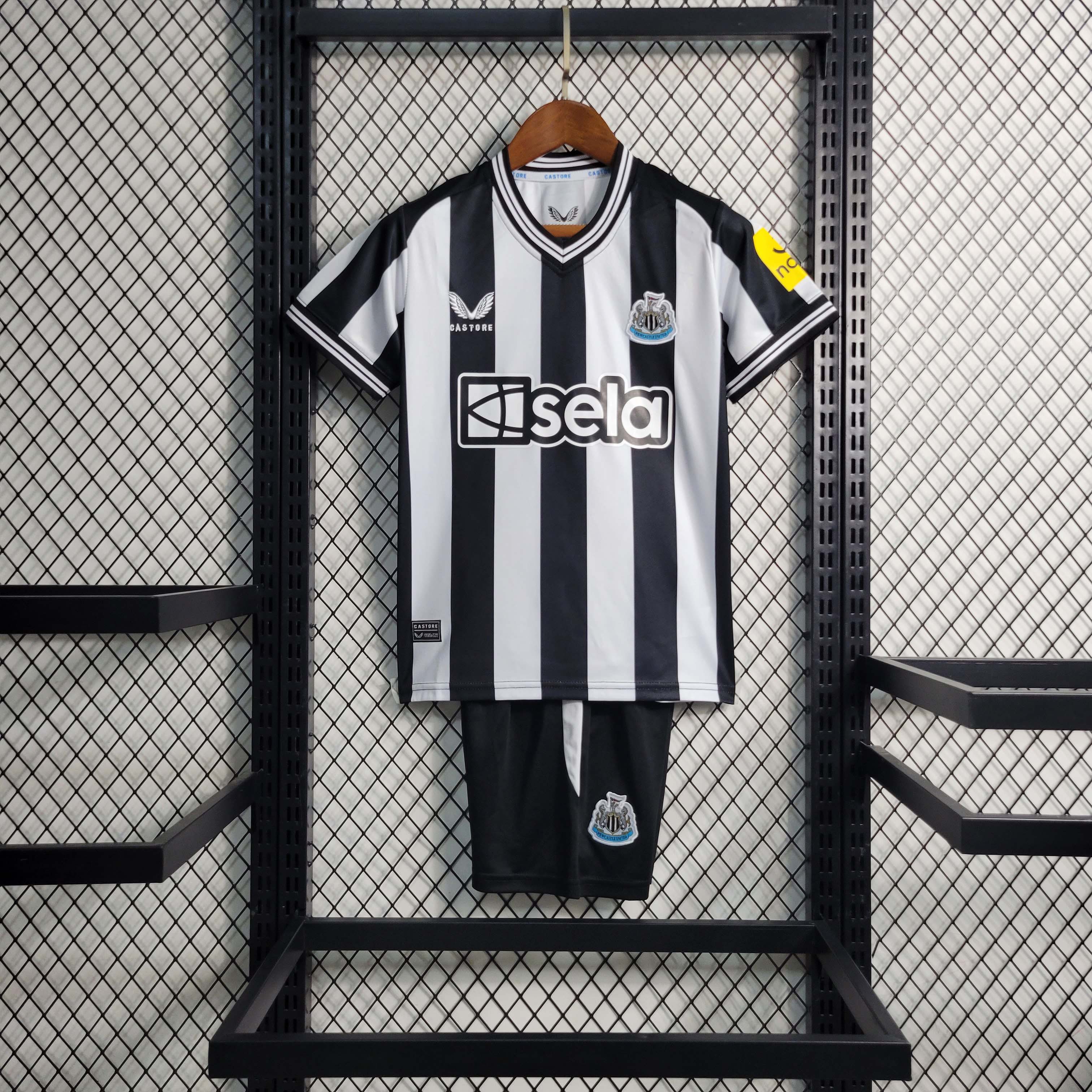 2023-2024 Kids Newcastle United HomeFootball Shirt 1:1 Thai Quality