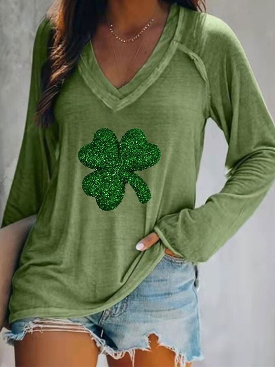 Women's St. Phra Heart Shamrock Crew Neck Casual T-Shirt