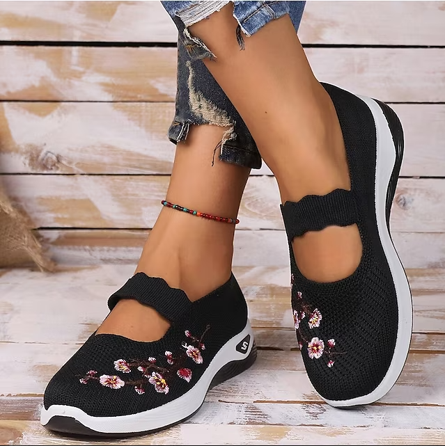 🔥 Last Day Promotion 60% 🔥Floral Embroidered Slip-On