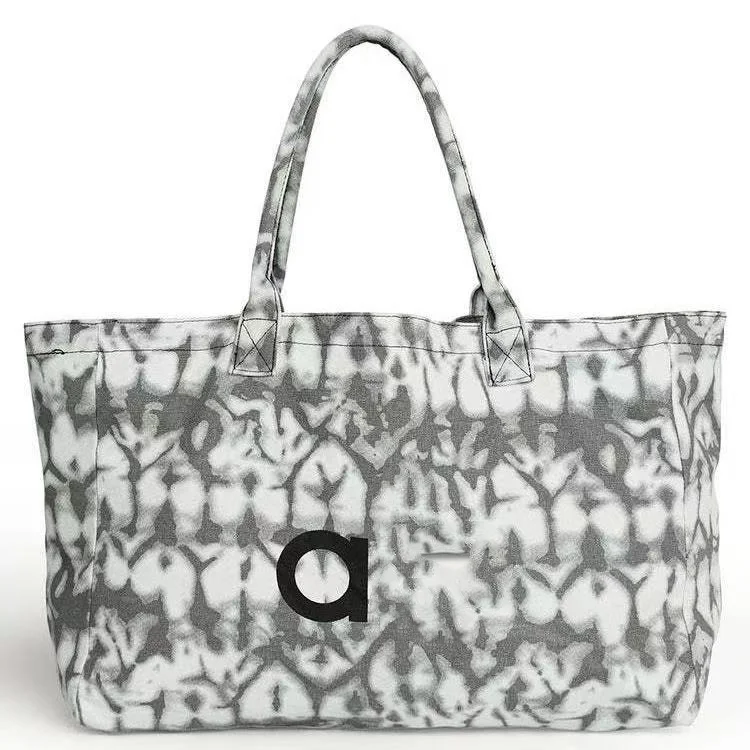 Leisure Sports Yoga Women's Daily Shopping Large Capacity Cloth Bag Waterproof Multi functional Handheld Camo Bag