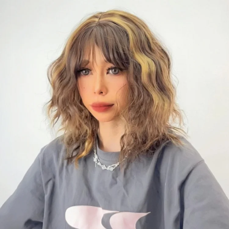 Short Brown Wavy Bob Wigs with Bangs Shoulder Length wig