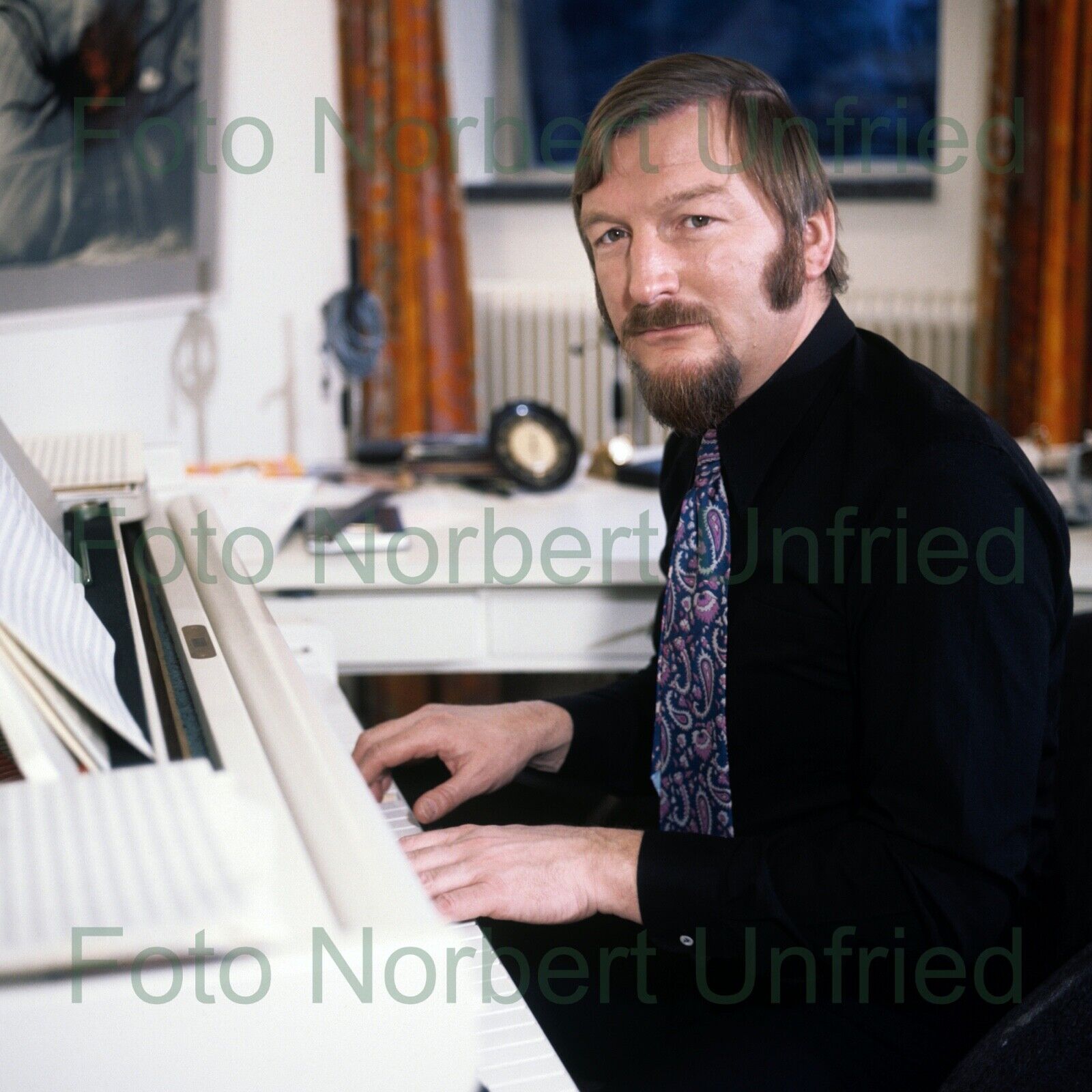 James Last Photo Poster painting 13 X 13 CM (Picture 226