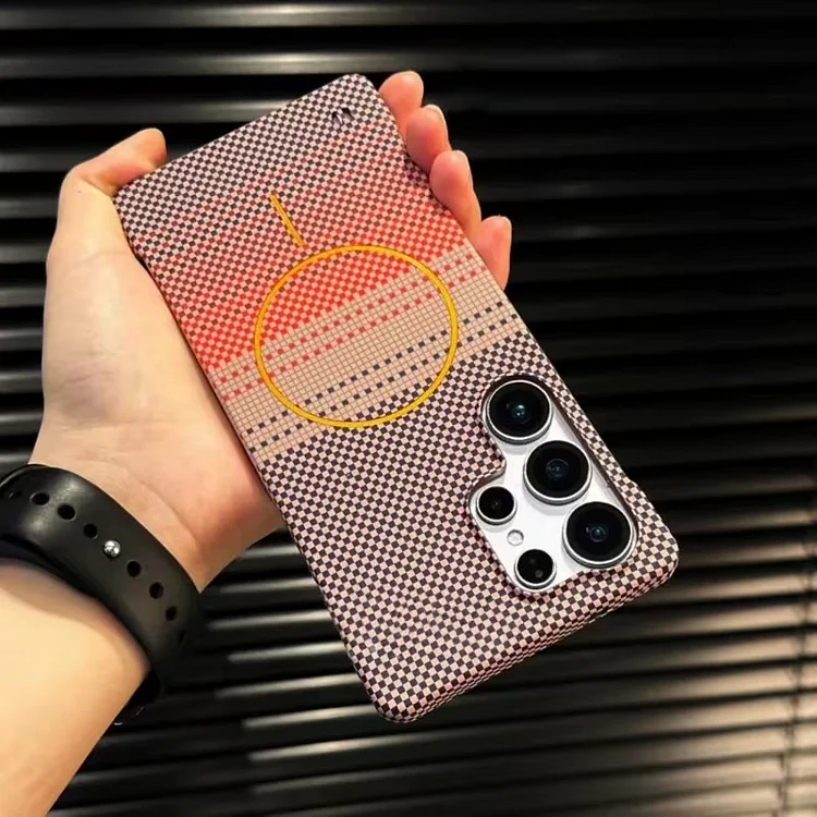 Slim And Skin-Friendly Matte Carbon Fiber Textured PC Magnetic Phone Case