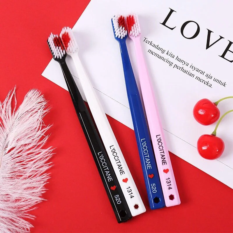 2Pcs Couple Heart Toothbrush