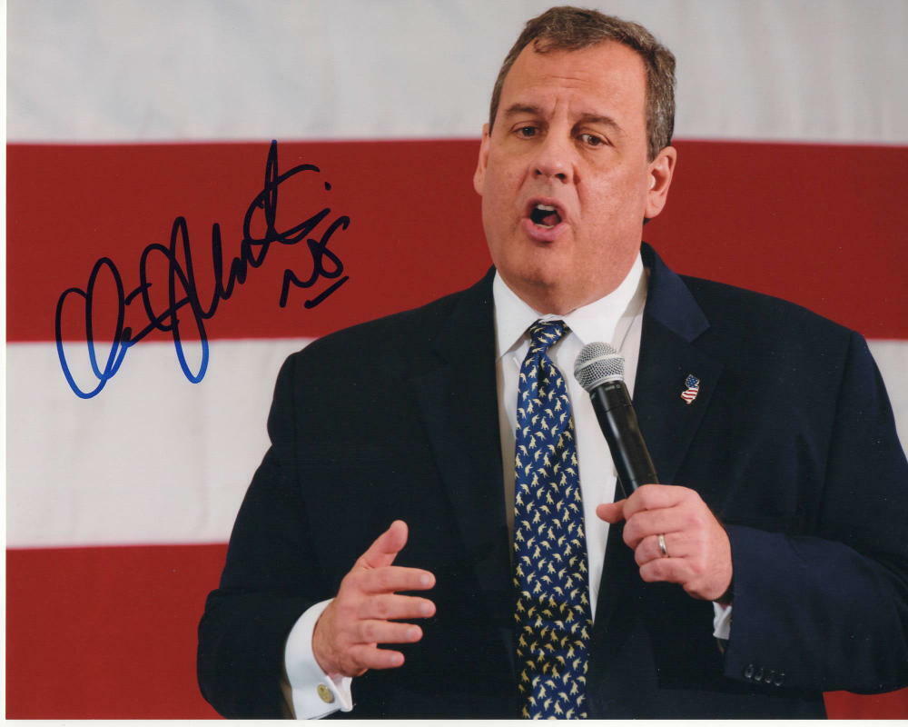 CHRIS CHRISTIE SIGNED AUTOGRAPH 8X10 Photo Poster painting - NJ GOVERNOR, 2020, DONALD TRUMP F