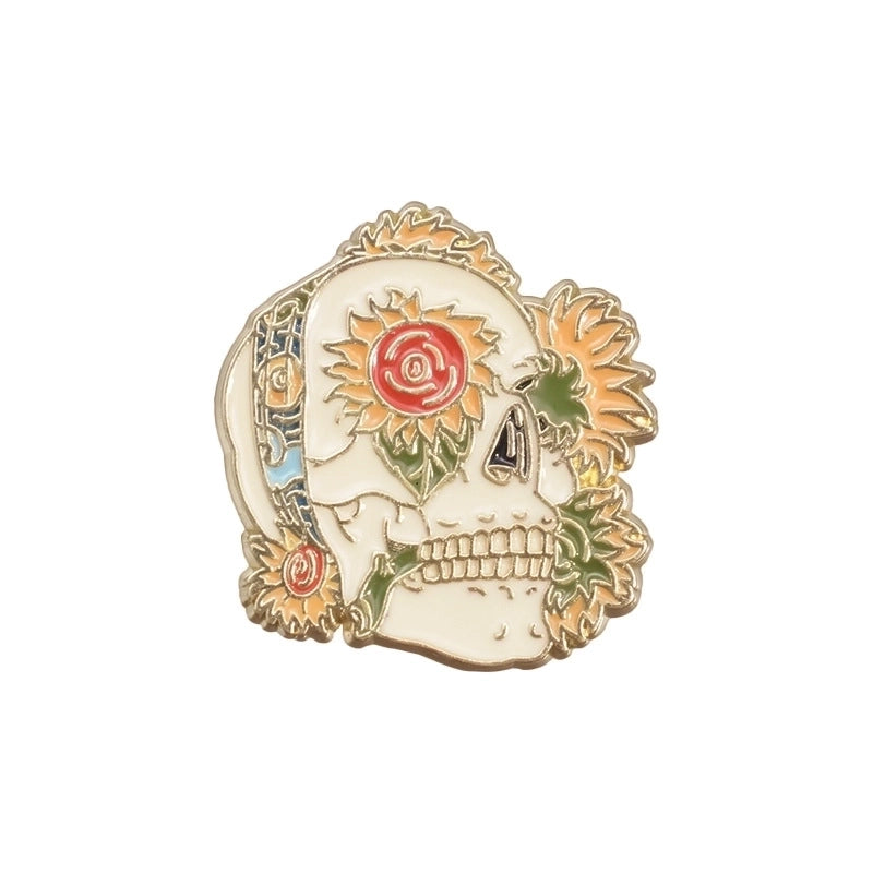 Minimalist Classic Style Artistic Moon Skull Alloy Stamping Stoving Varnish Plating Women’s Brooches