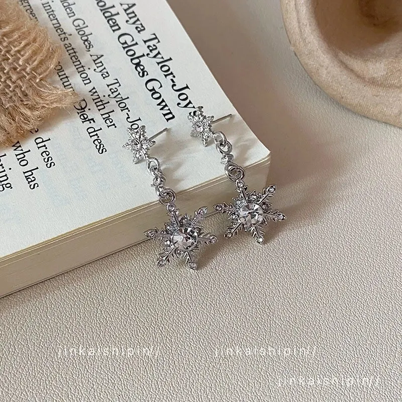 JeanBeau Big Christmas Tree Dangle Drop Earrings For Women Holiday Earrings Sparkly Green Acrylic Star Resin Xmas Stud Decoration Accessories Jewelry Gift