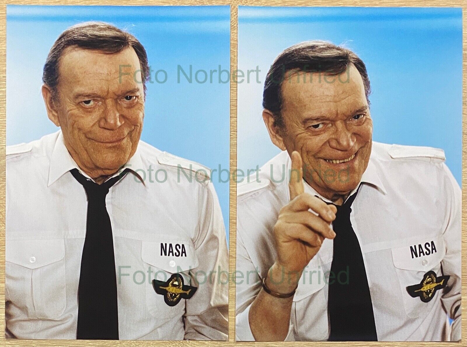 2 X Eddie Constantine Photo Poster painting 20 X 30 CM (Plakat-244