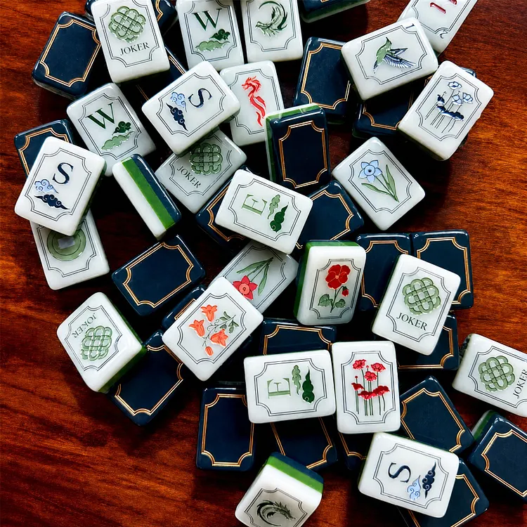 Cream Wildflower American Mahjong Set &mdash; 160 Tiles