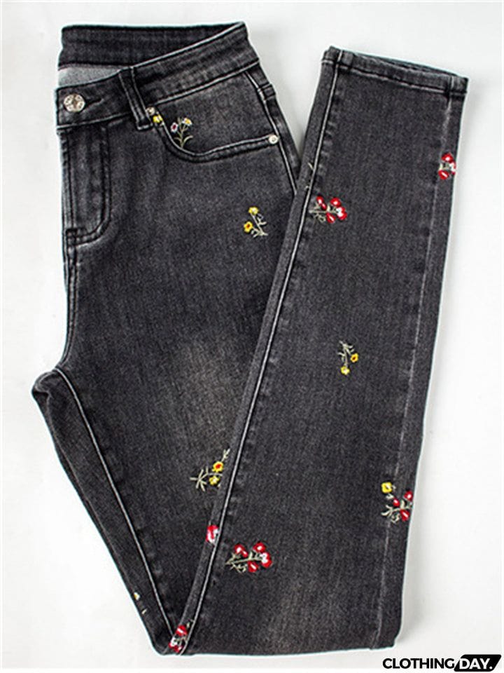 Lovely Small Floral Embroidery Slim Fit Black Denim Jeans for Women