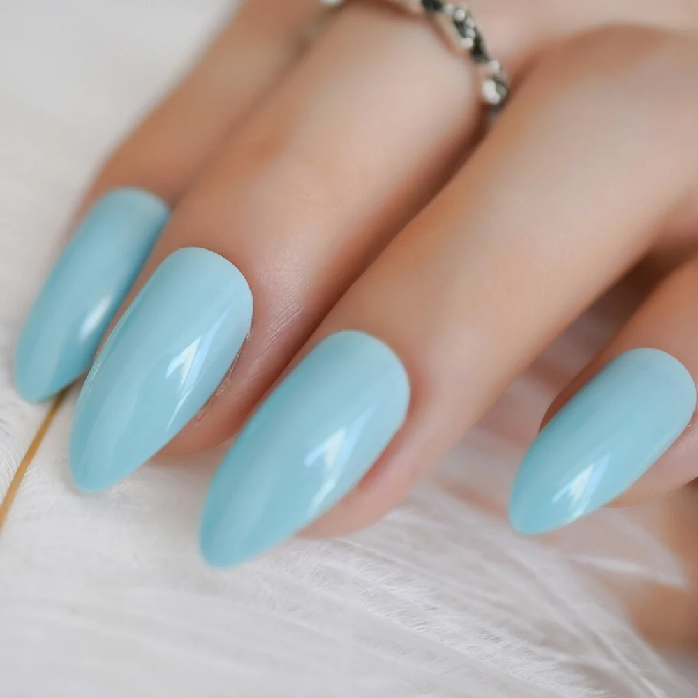 Sky Blue Fake Nails Glossy Medium Stiletto Press On Nails Full Cover Stick On False Nail Sharp Tips Solid Color Manicure Tools