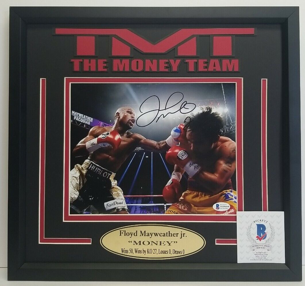 FLOYD MAYWEATHER JR. Signed Autographed 8X10 vs Pacquia Photo Poster painting. BECKETT WITNESSED